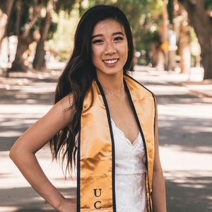 Meet the Posher, Carol